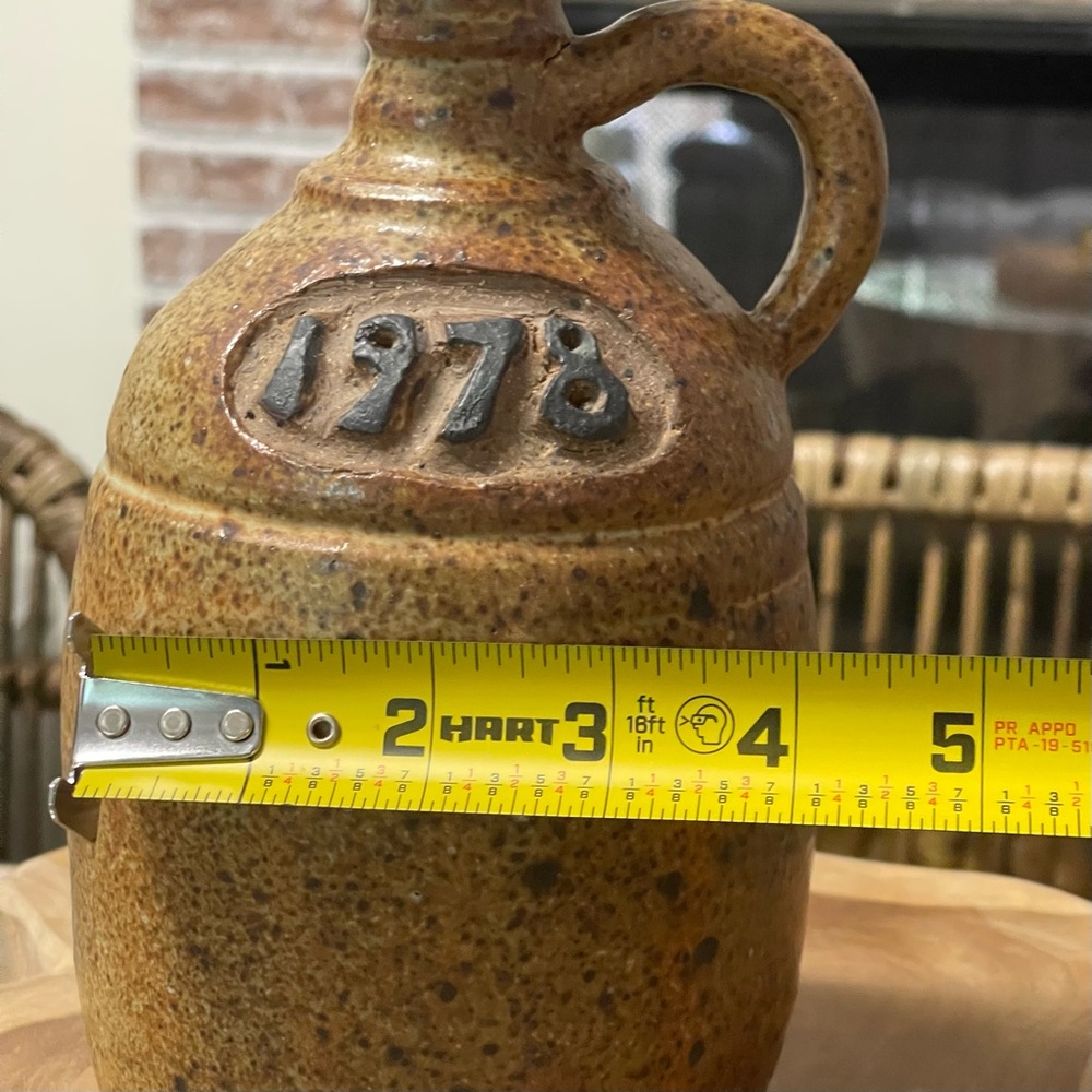 Vintage stoneware jug, 1978, given the embossed date.
Studio pottery! - Picture 8 of 10